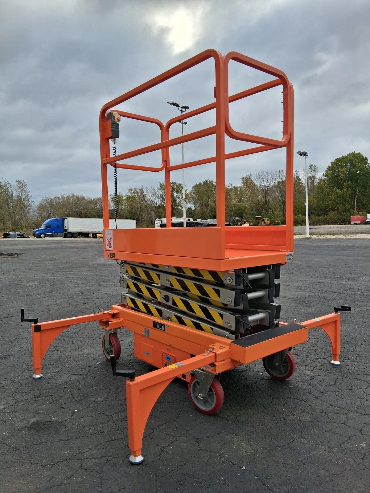 LOCAL PICK UP ONLY 2022 Open Box 5 STAR 16 FEET MAX LIFT ELECTRIC SCISSOR LIFT MAN LIFT&nbsp;