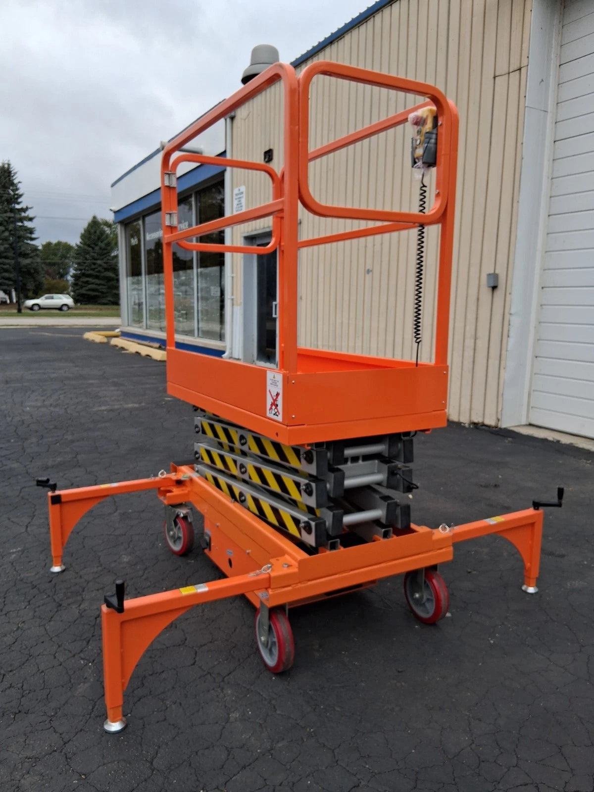 LOCAL PICK UP ONLY 2022 Open Box 5 STAR 16 FEET MAX LIFT ELECTRIC SCISSOR LIFT MAN LIFT&nbsp;