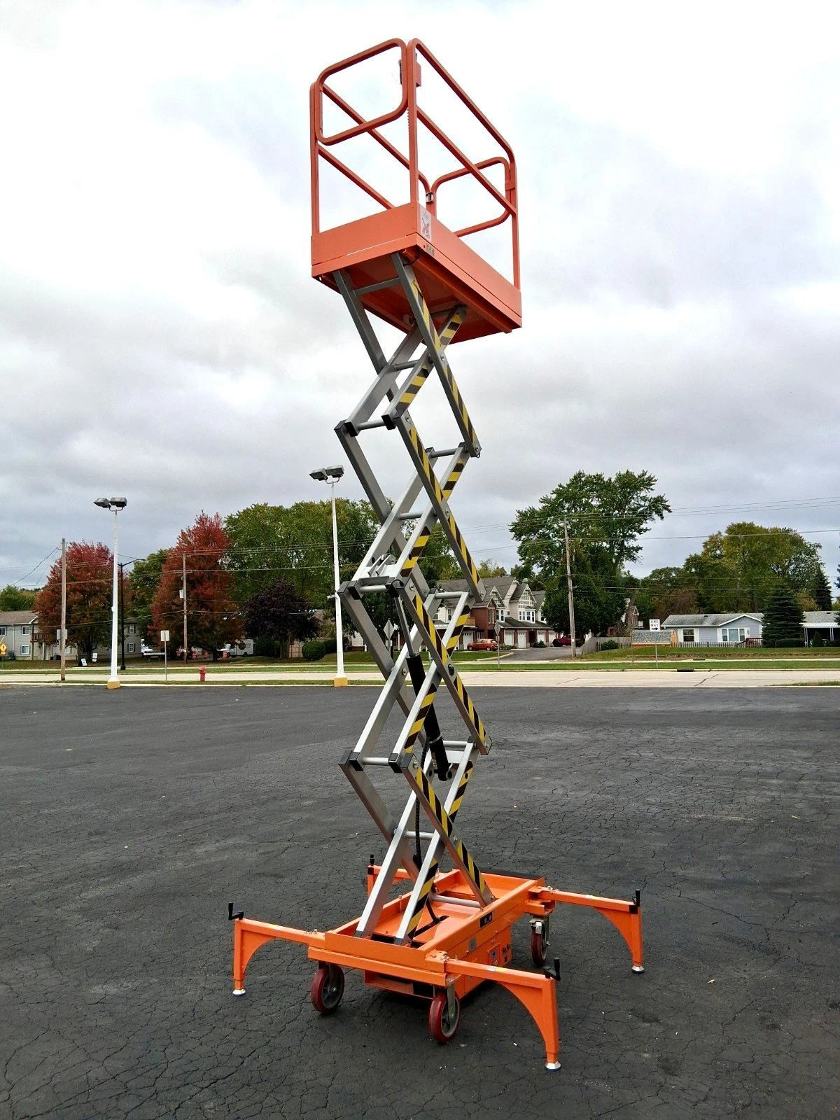 LOCAL PICK UP ONLY 2022 Open Box 5 STAR 16 FEET MAX LIFT ELECTRIC SCISSOR LIFT MAN LIFT&nbsp;