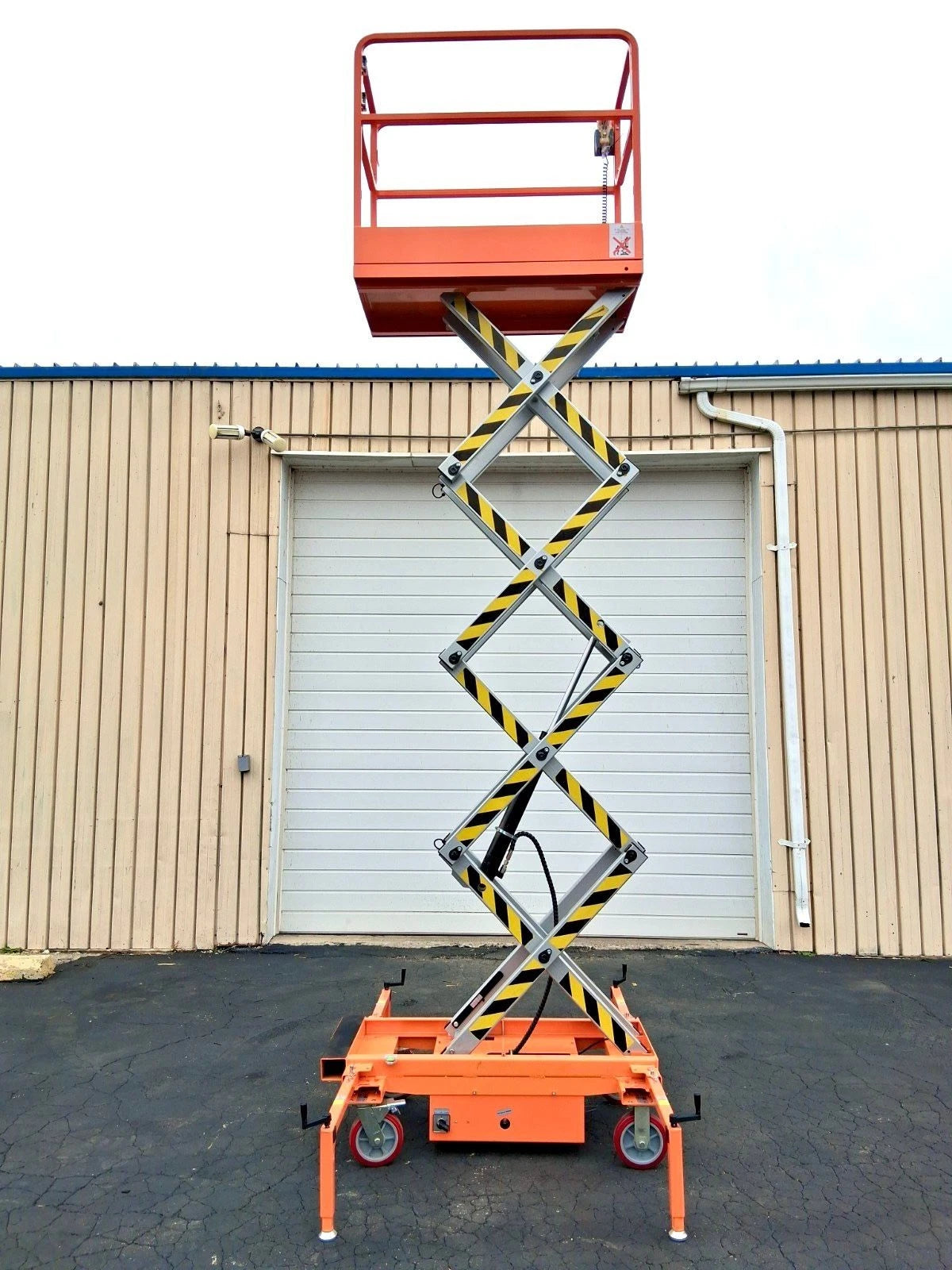 LOCAL PICK UP ONLY 2022 Open Box 5 STAR 16 FEET MAX LIFT ELECTRIC SCISSOR LIFT MAN LIFT&nbsp;