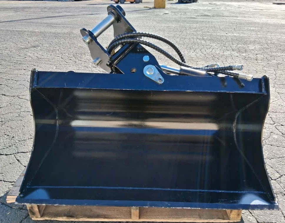 40" Hydraulic Tilt Bucket for 3.5 Ton Excavator – 1.55" Pin RIPPA