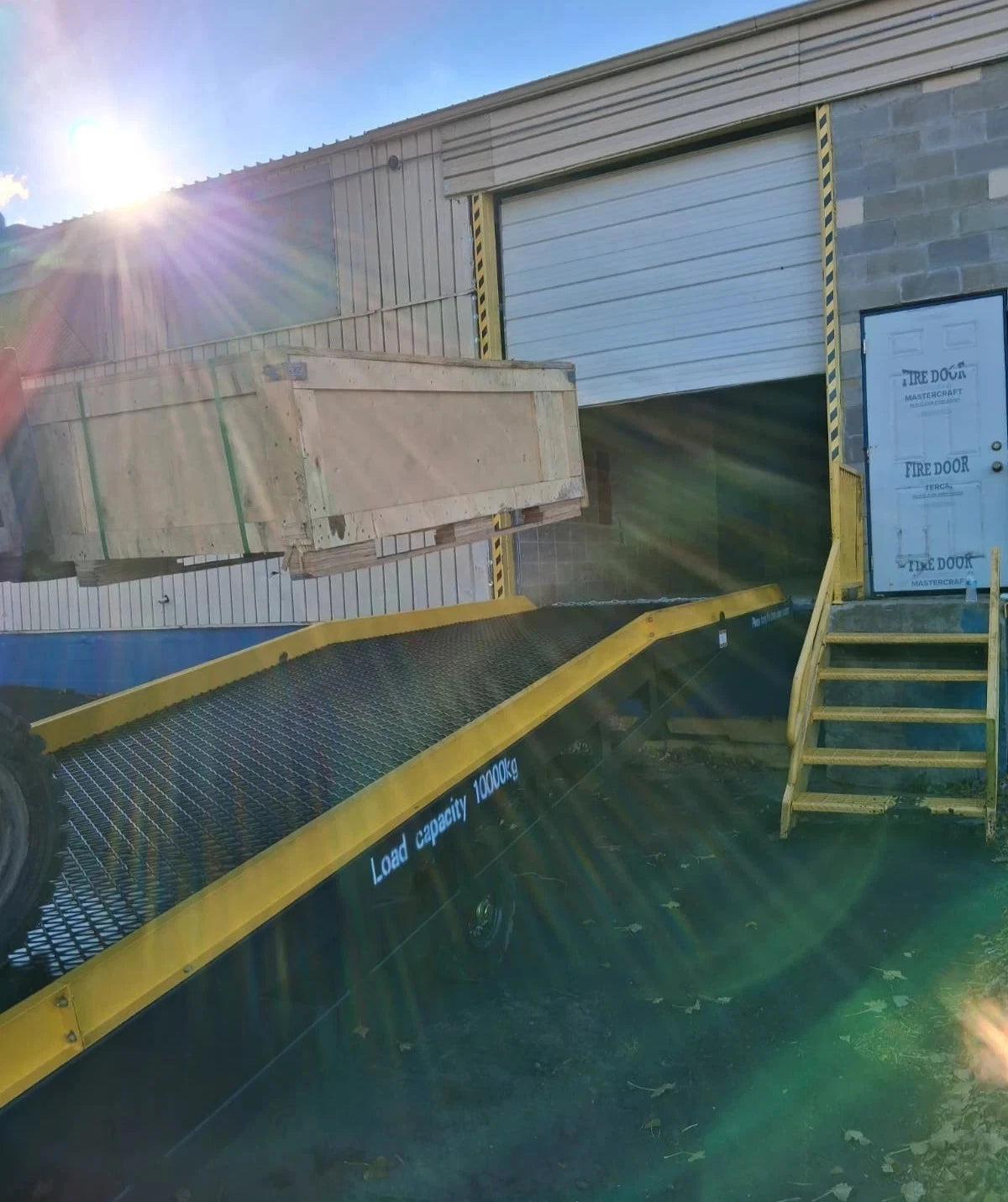 FREE SHIPPING Yard Ramp, Trailer loading Dock, 35 Ft Long 83"W 22000 Lbs Capcity