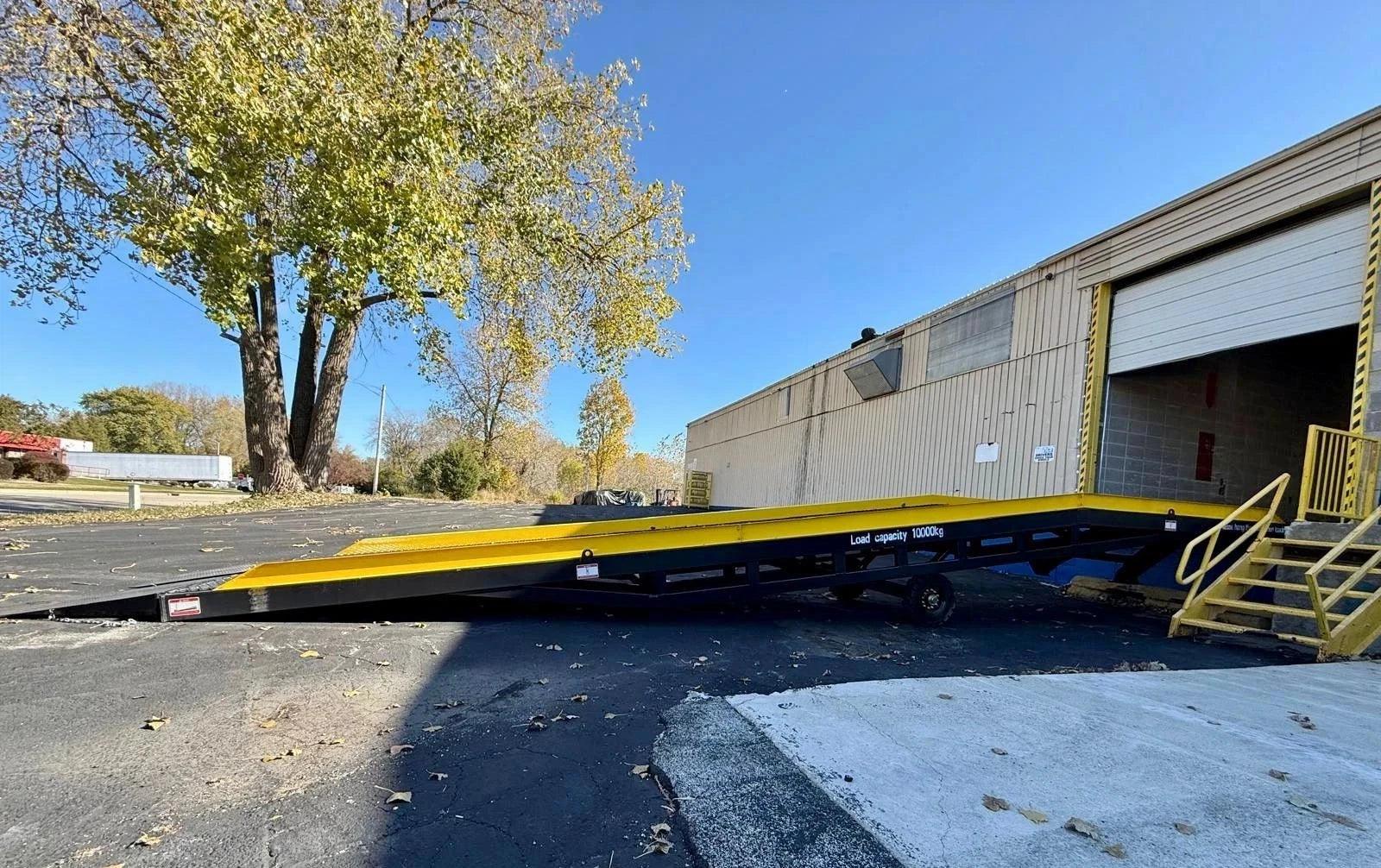 FREE SHIPPING Yard Ramp, Trailer loading Dock, 35 Ft Long 83"W 22000 Lbs Capcity