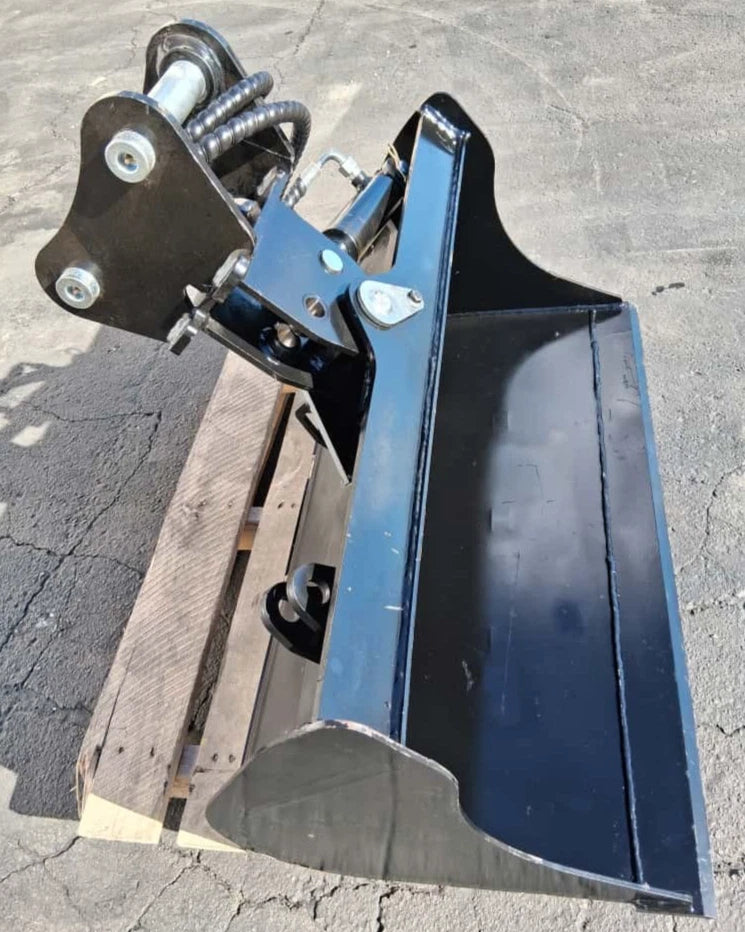 40" Hydraulic Tilt Bucket for 3.5 Ton Excavator – 1.55" Pin RIPPA