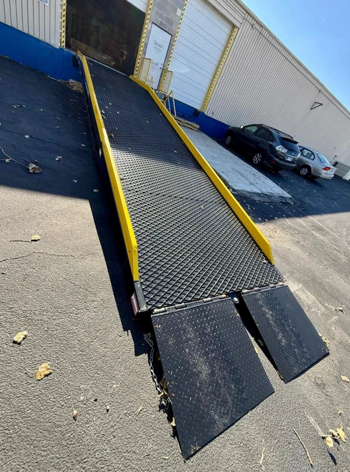 FREE SHIPPING Yard Ramp, Trailer loading Dock, 35 Ft Long 83"W 22000 Lbs Capcity