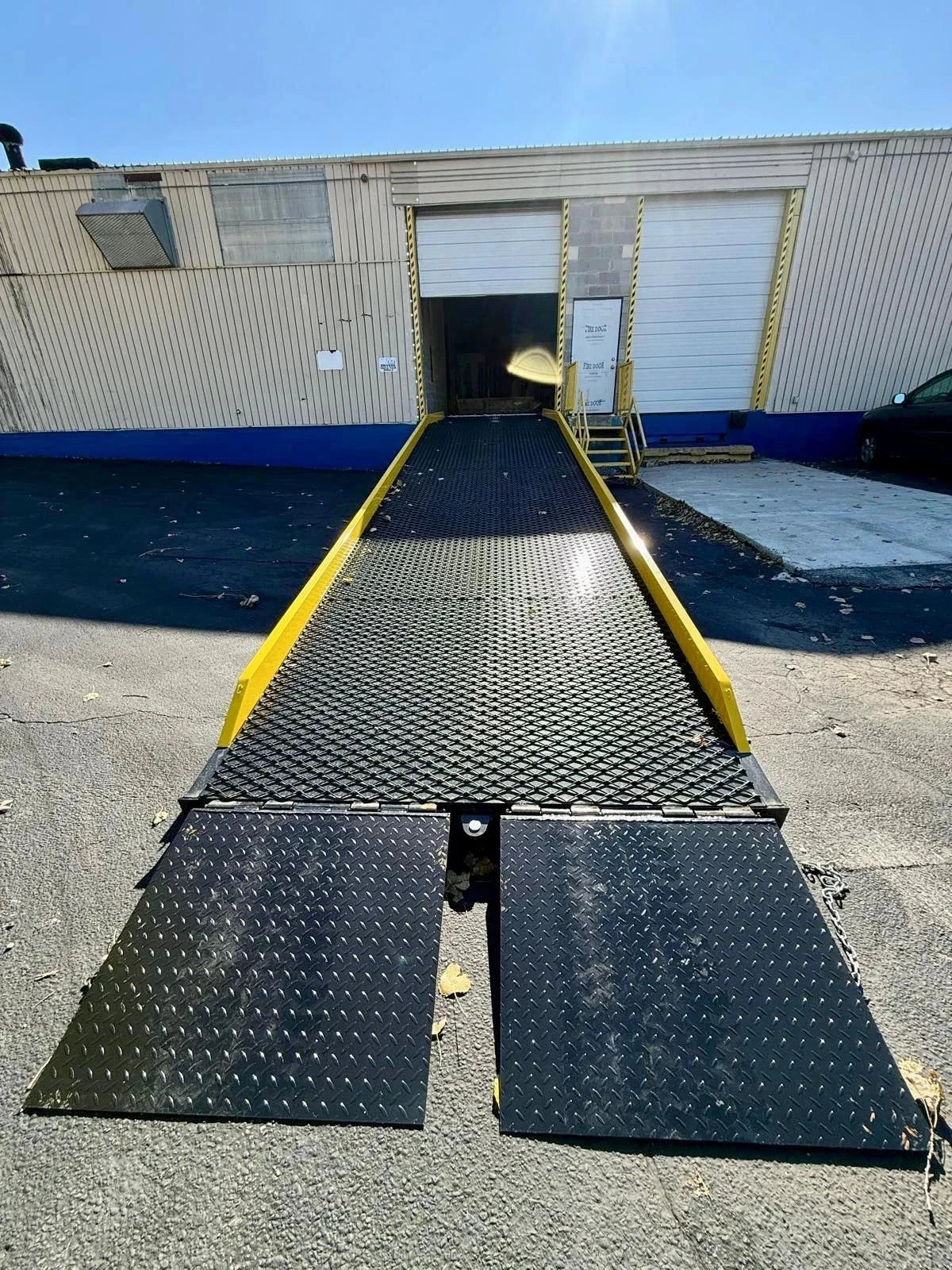 FREE SHIPPING Yard Ramp, Trailer loading Dock, 35 Ft Long 83"W 22000 Lbs Capcity