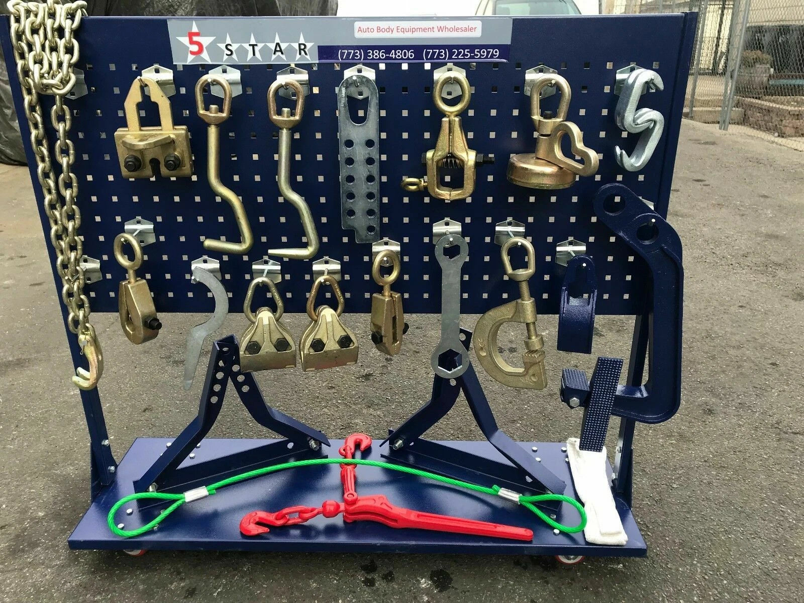 25 FEET 4 TOWERS AUTO BODY SHOP FRAME MACHINE WITH FREE CLAMPS, TOOLS TOOL CART