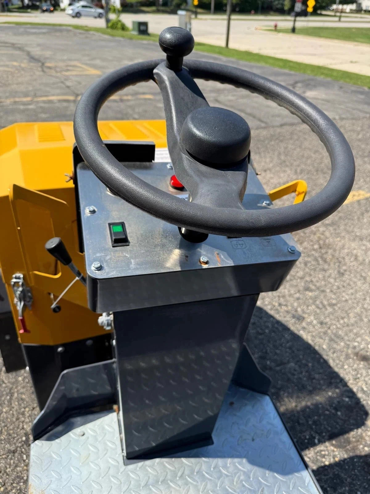 New 1 Ton Asphalt Roller BRIGGS & STRATTON ENGINE - EPA certified Local Pick Up