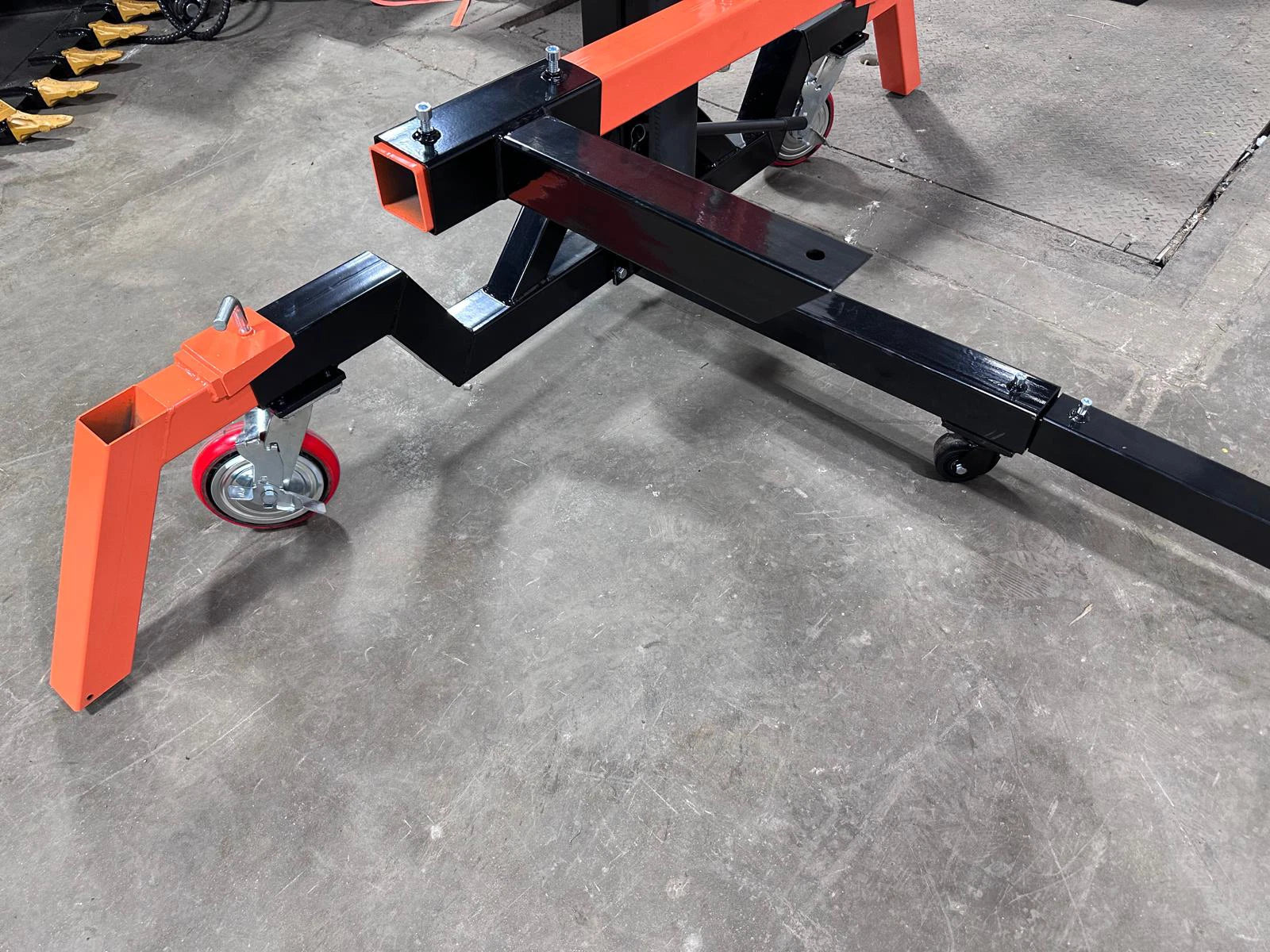 Auto Hydraulic Car Rotisserie Automotive Car Twirler 4500lbs Cap | Local pickup