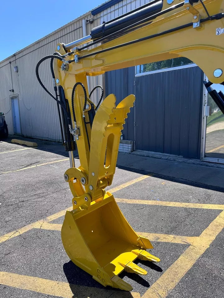 FREE SHIPPNG 2025 New Excavator, EPA CERTFD Kubota Engine 3.5 TON Kubota D1703B